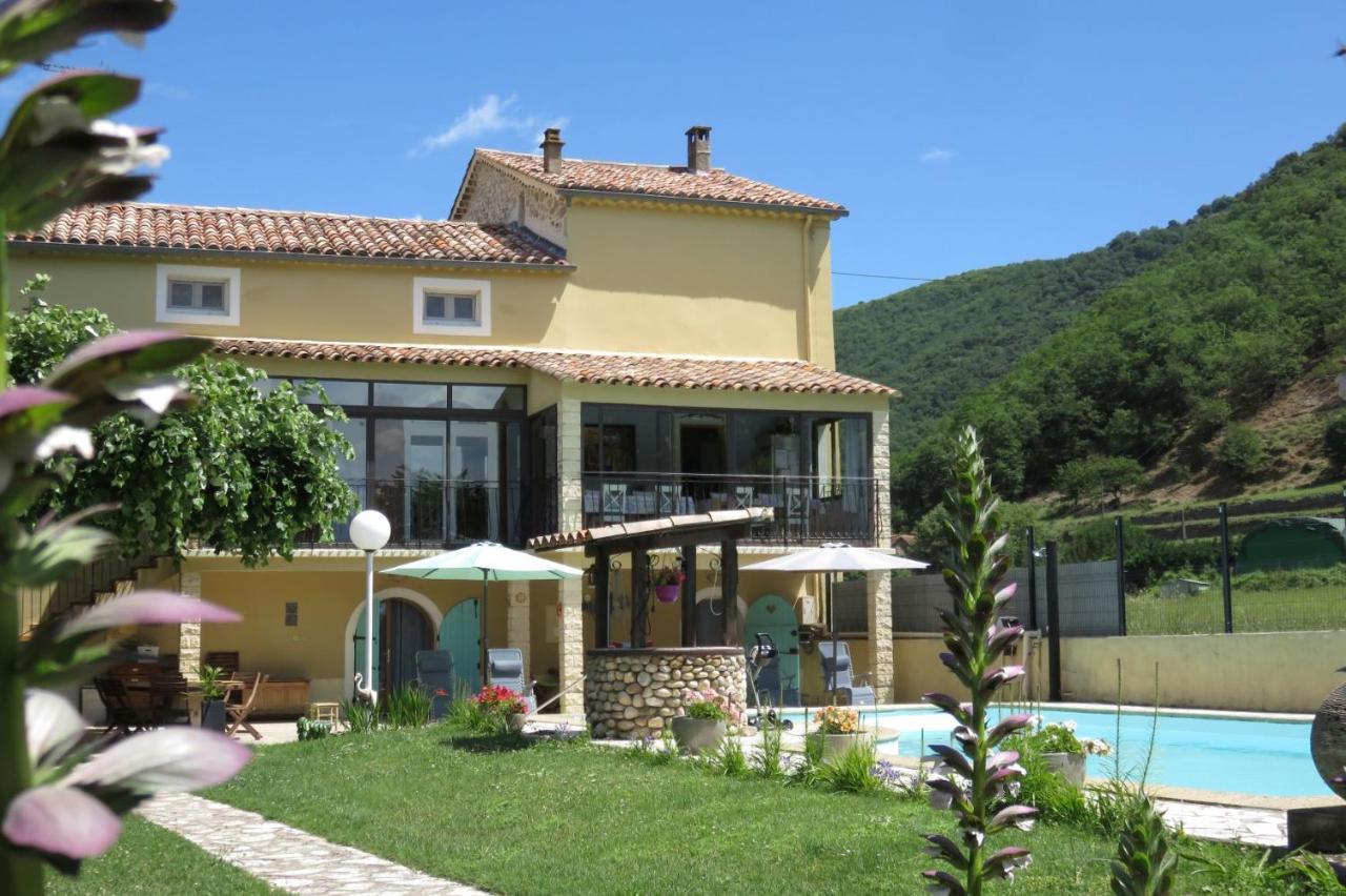 Besseges Au Grand Bonheur B&B 외부 사진