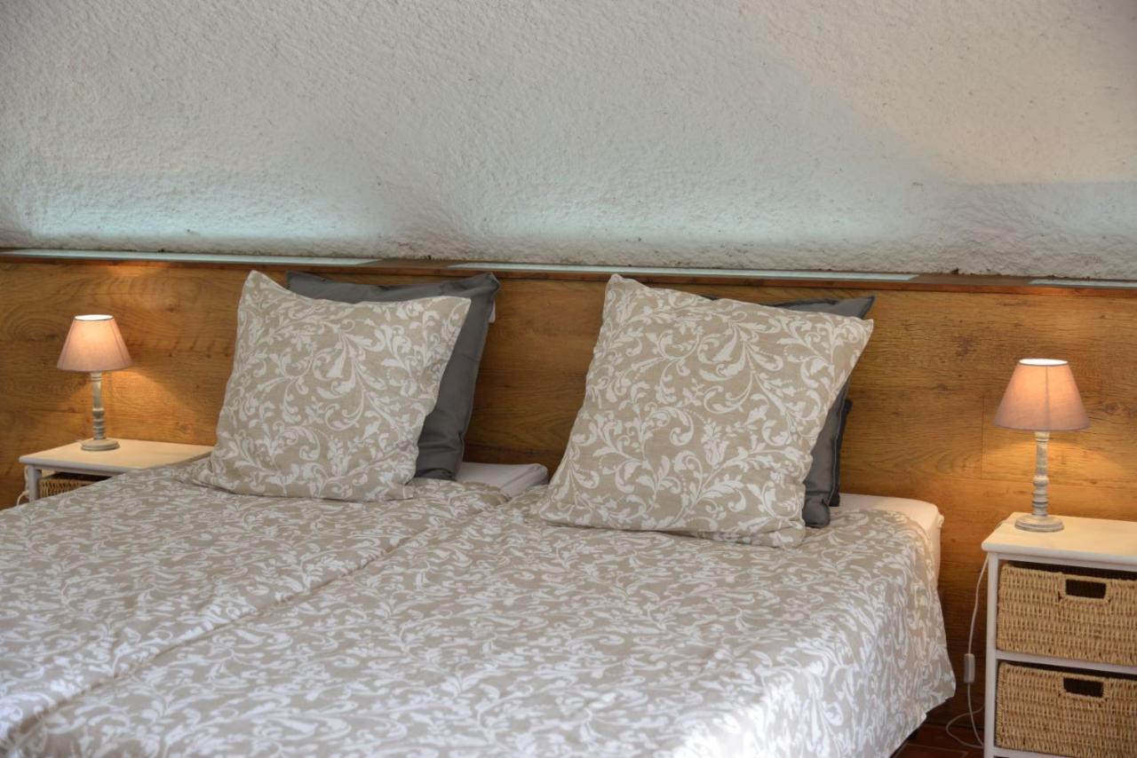 Besseges Au Grand Bonheur B&B 외부 사진